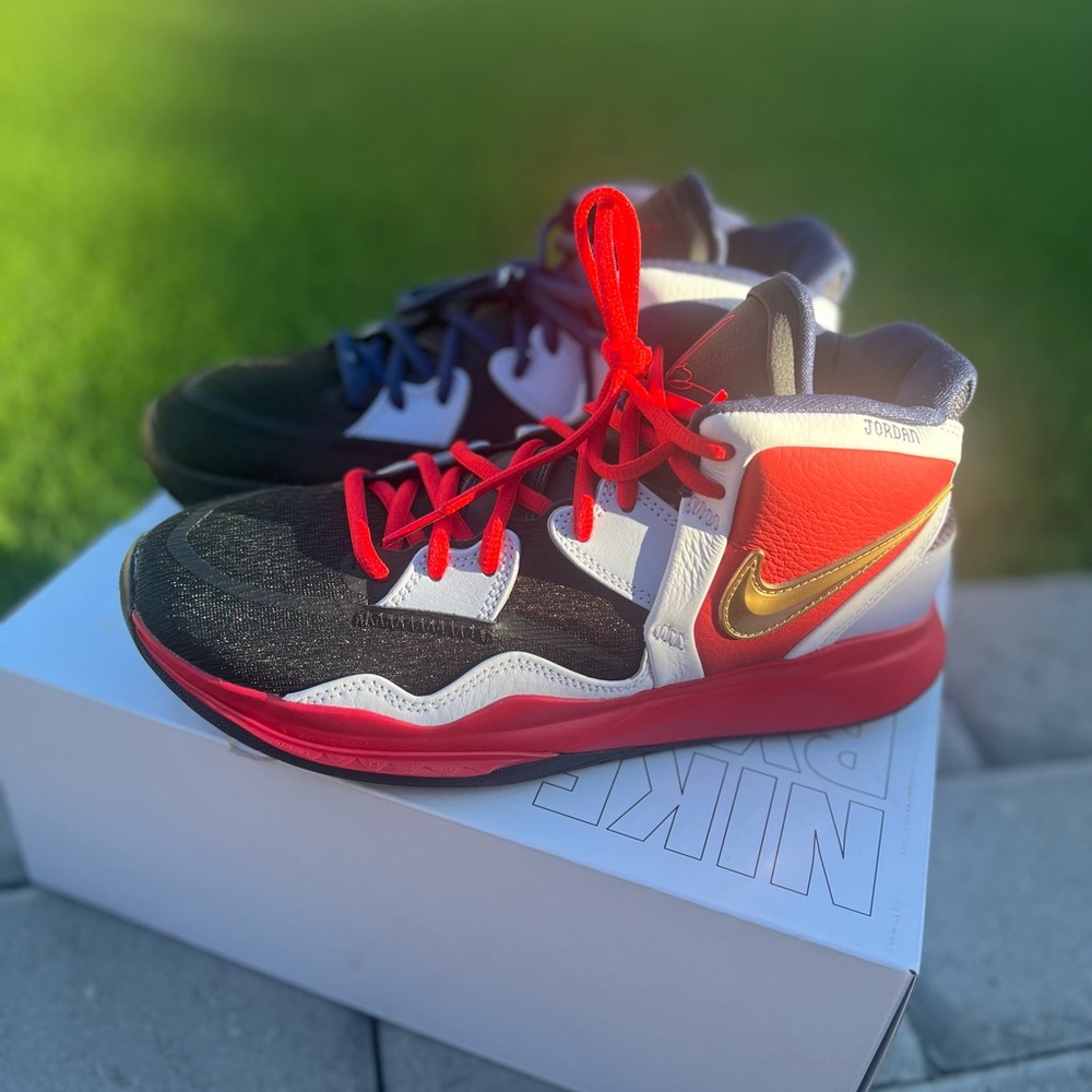Nike Kyrie Infinity  Black Red Gold Men Irving Basketball Shoes 8.5 DN4116991.
